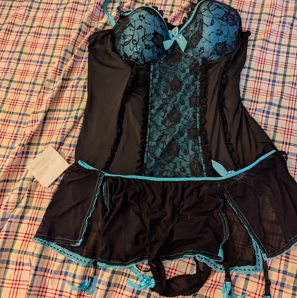 Torrid blue lingerie set